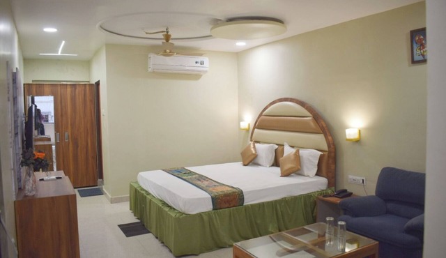 HOTEL VAIDYA REGENCY