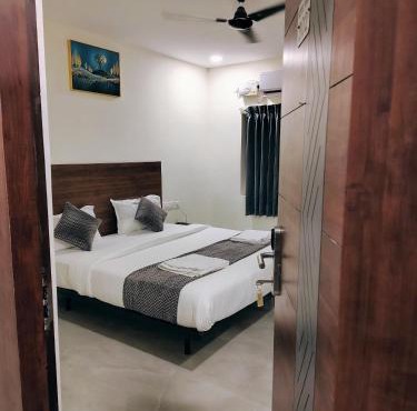 Hotel Virat Elite