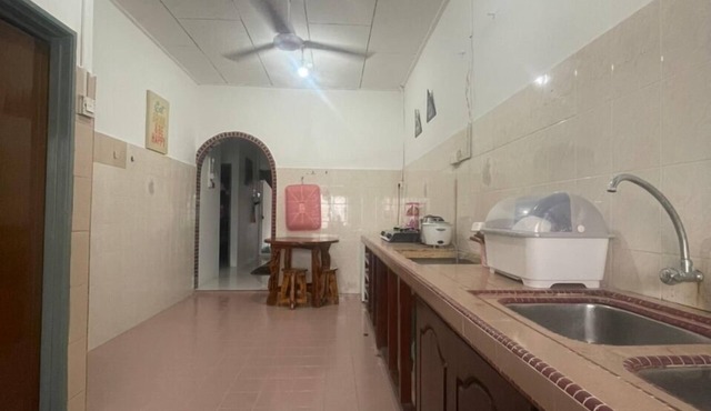 HUDA HOMESTAY BANDAR TANAH MERAH