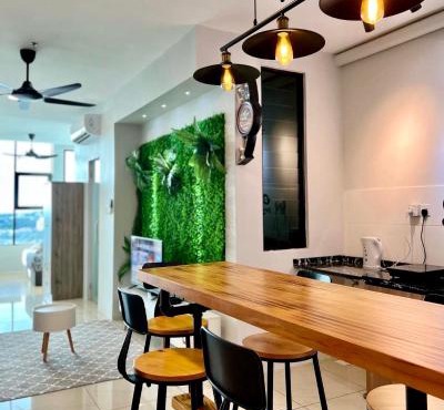 Hush Inn at ITCC Manhattan Suites