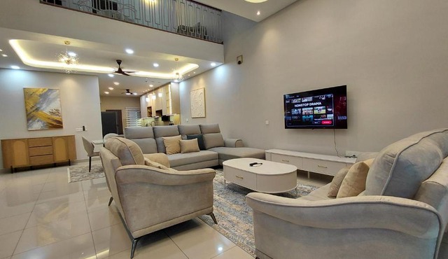 IHomes33 Elmina Haven Lakeside Mall, 4-8 Guests