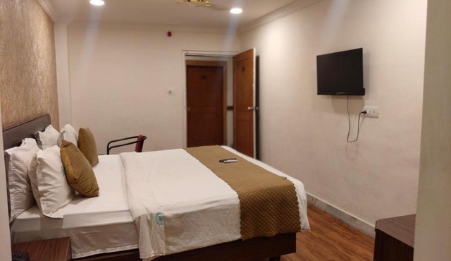 IndiGo Line Hotel