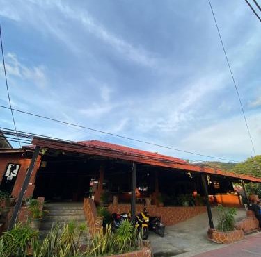 INTAN CHALEt