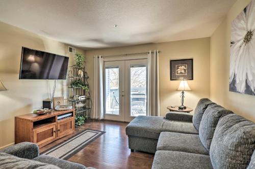 Inviting Branson Condo with Resort Amenities! in Branson