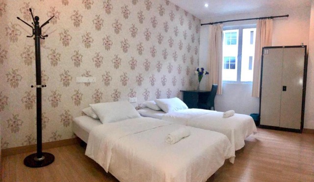 Island Hostel Bayan Lepas Airport