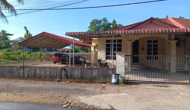 Izzah Homestay