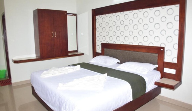 JEYAM PALACE Homestay