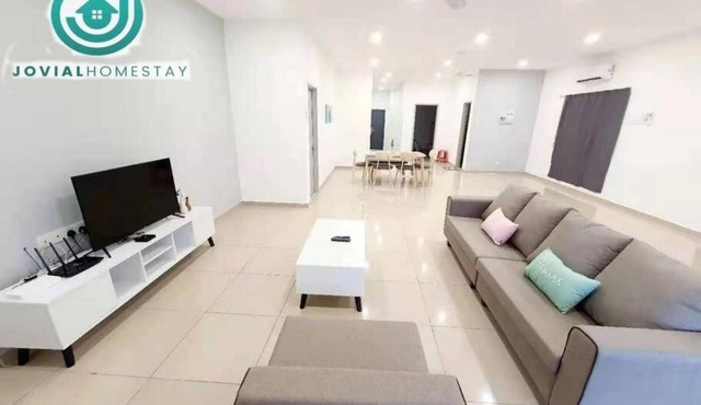 JOVIAL COZY&STYLISH 2STORYHOUSE 4ROOM@BMJURU