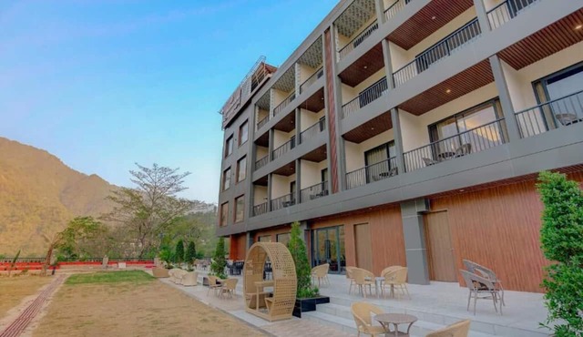 kamlodabhavi resort