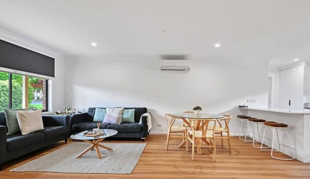 Kenna Villa - Central & Modern, Pets Allowed