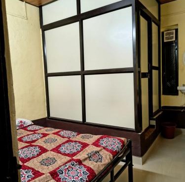 Ketaki Vinayak LODGE