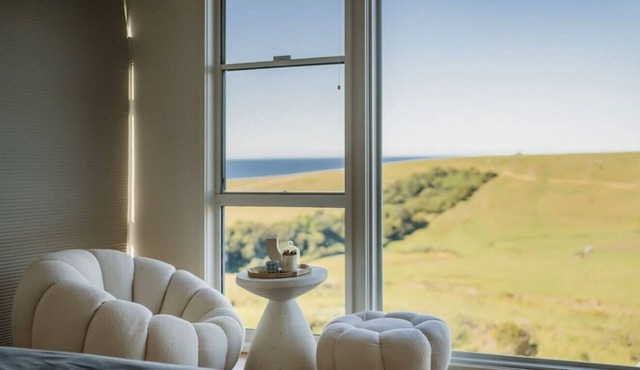 Kiama · Epic Ocean Farm View House with Japanese Bath