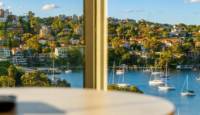 Kirribilli Waterfront Lovely Charm 2B