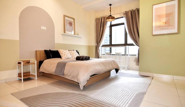 KL Art Nouveau Suite, MRT, Free Parking, Self Check In