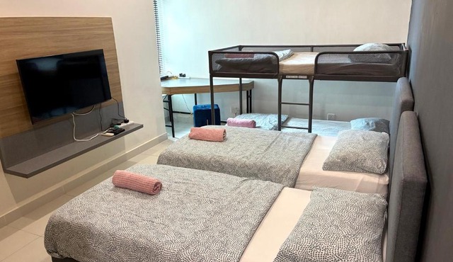 Kozi Square 4pax Studio 2A