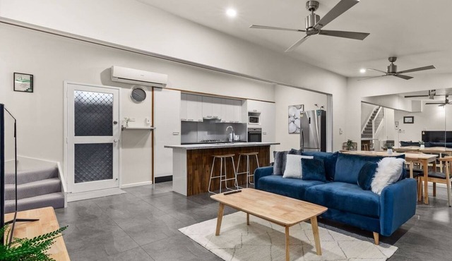 KozyGuru | Spring Hill | 2 Bed 2.5 Bath in Spring Hill