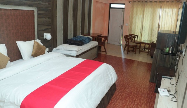 Krishna Hotel And Restaurant