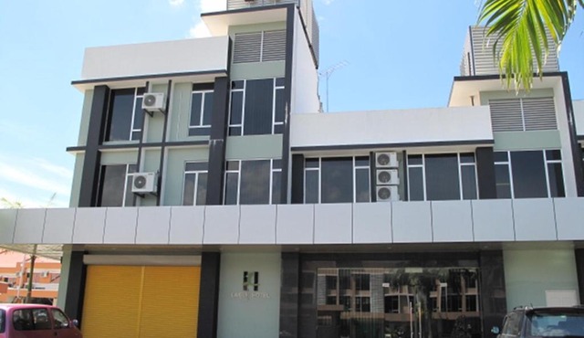 Labuk Hotel