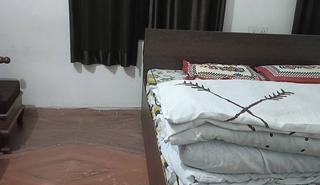 ladies home stay