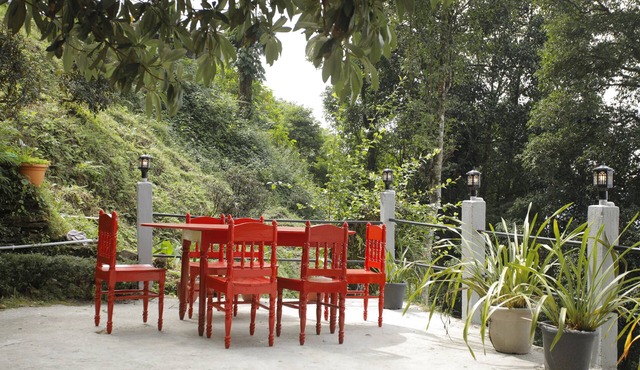 Latitudee Boutique Rooms