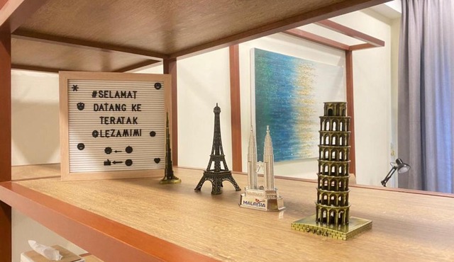 le Zamimi's Suite at Timurbay Seafront Residence
