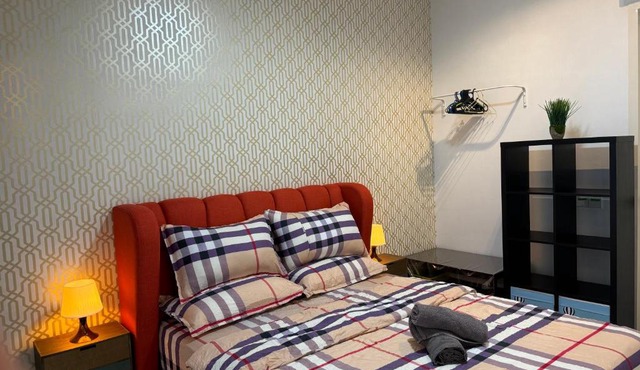 Legoland & Educity at BuYiYang Homestay