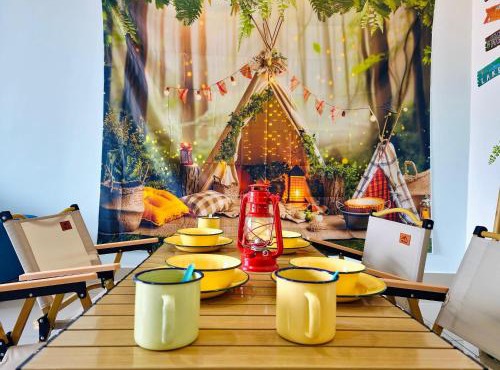 Leisure Home - 7pax Camping Theme