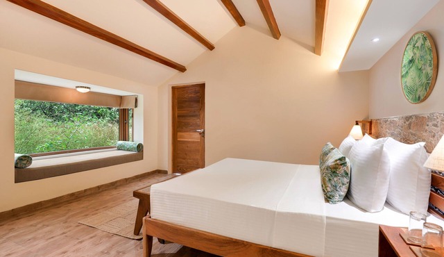 Lemon Tree Wildlife Resort Kanha