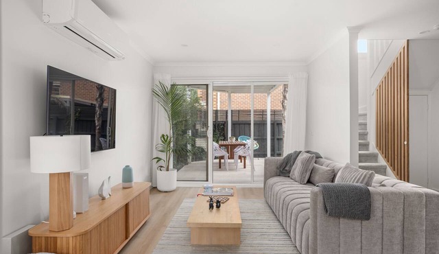 Lilly Belle - double-storey townhouse
