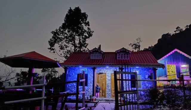 LITTLE HILL HOMESTAY