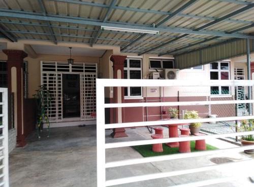 Liza Homestay