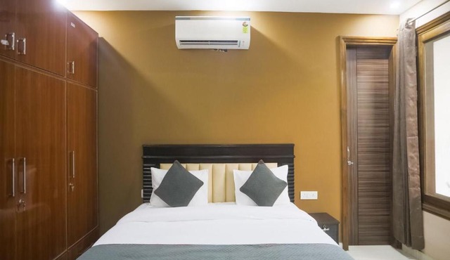 Logix Inn