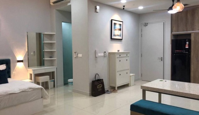 Lovely studio apt w pool & steam bath @ Damansara