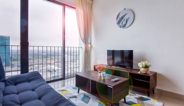 Lovely Studio Trefoil Near Setia City Mall & SCCC