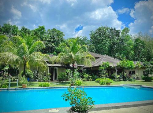 Lui Farm Villa - Private Villa for Staycation & Retreat
