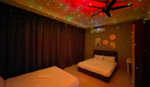 Lux 5BR max 30pax near legoland,Eco botani,Sunway Big Box