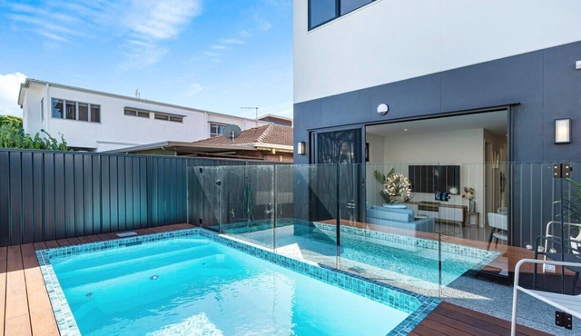 Luxe Mermaid Retreat