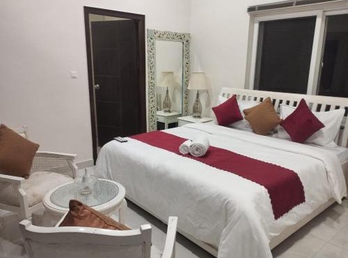 Luxsugero Penthouse Luxsugero penthouse Kainchi Dham - Nainital