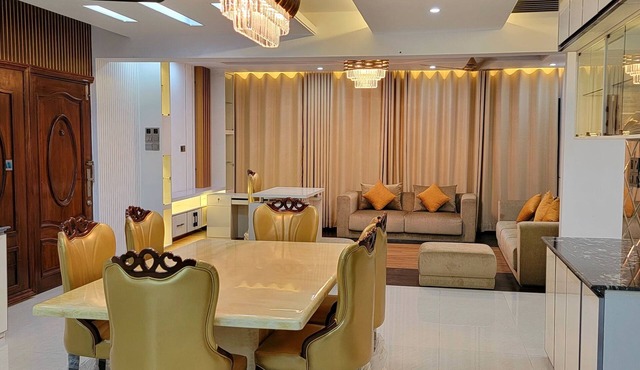Luxurious 3-bhk highly secured & close to airport