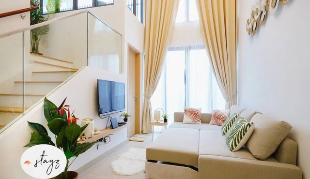 Luxury 3BR Duplex KL view/Infinity pool/Lug strg