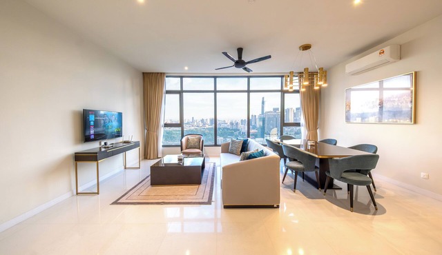 Luxury 3R2B 5m KLCC Pavilion Embassy 600MBPS Infi