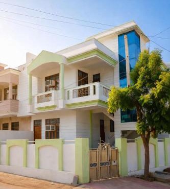 Luxury 7BHK spacious Villa with parking