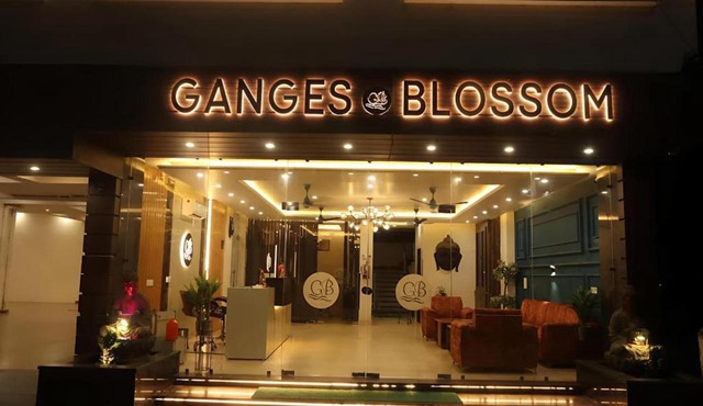 Luxury Ganges Blossom Rishikesh Highway