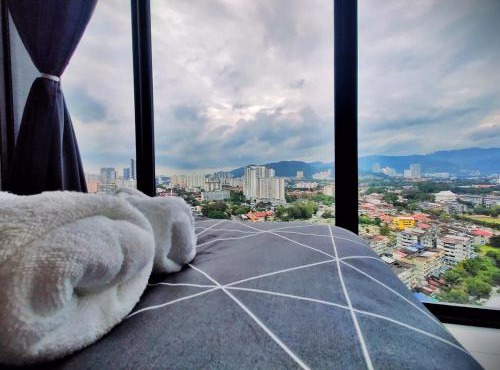 Luxury Sky Pool 8-Pax City Centre Beacon