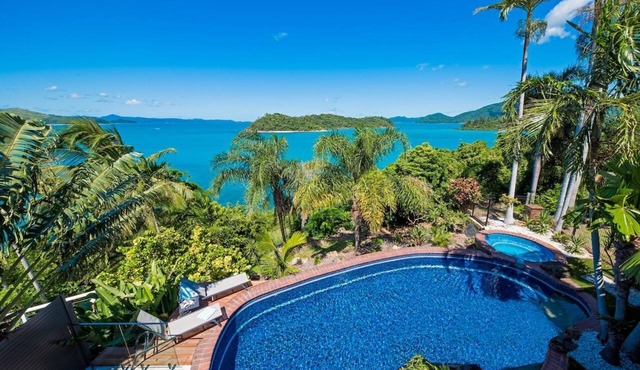 Luxury surrounded by abundant natural beauty, amazing ocean views. in Shute Harbour
