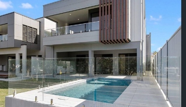 Luxury with Ocean Views in Pialba