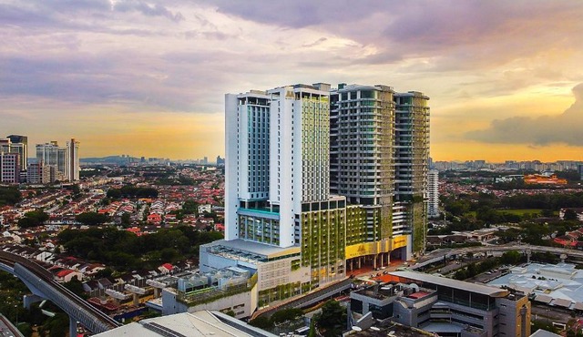 M World Hotel