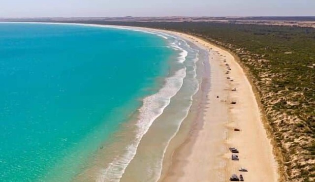 Magic Beach Robe - Luxury Beachfront Escape in Robe