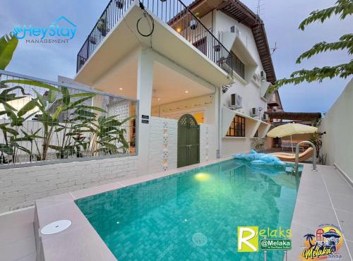 MalayaVilla 5R3B16Pax PrivatePool Karaok PlayGround