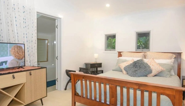 Maleny Harmonic Haven Wonderful Getaway Retreat. in Witta